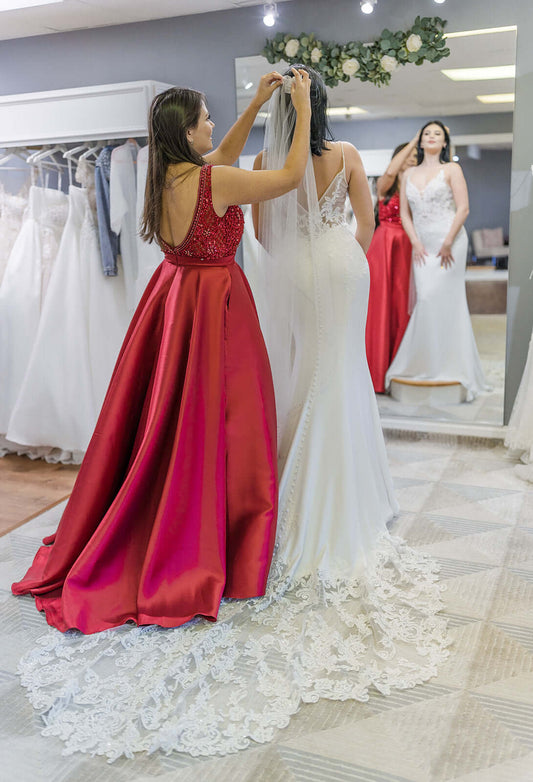 Top Veil Styles for Minimalist Weddings