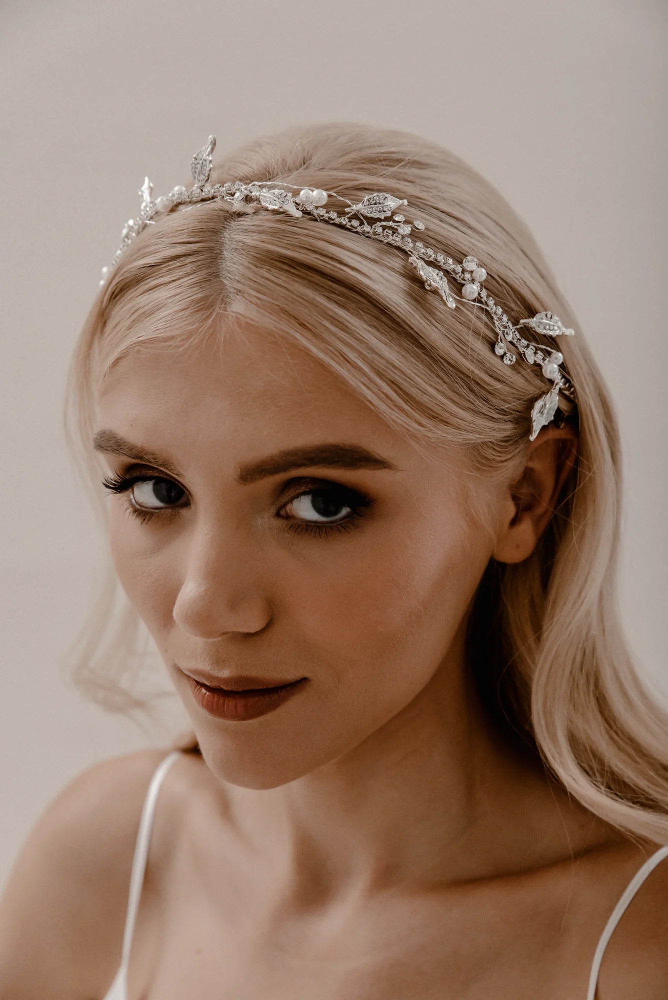H2499 Wedding HeadpieceCBB Market