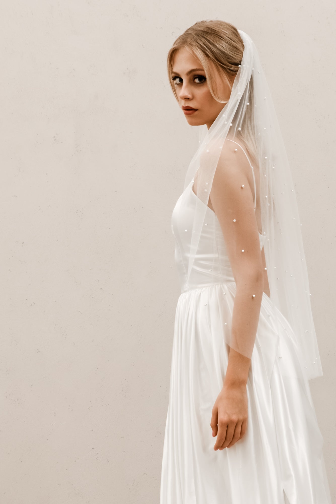 Pearl Veil Wedding AccessoryEnglish netting,ivory veil,pearl veil,scattered pearls,wedding accessories,wedding veilCBB Market