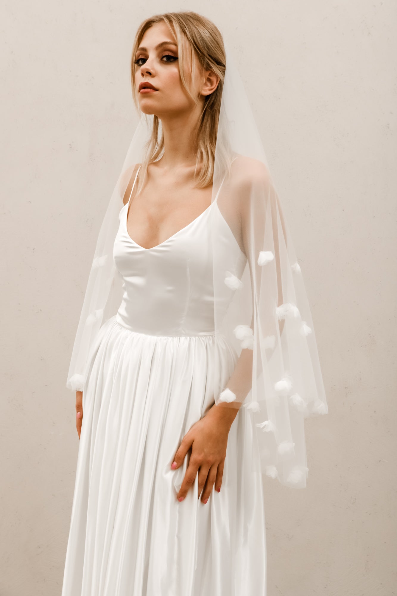 Floral Veil V007 Off Whitebridal veil,floral veil,heirloom bridal company,off white veil,wedding veilCBB Market