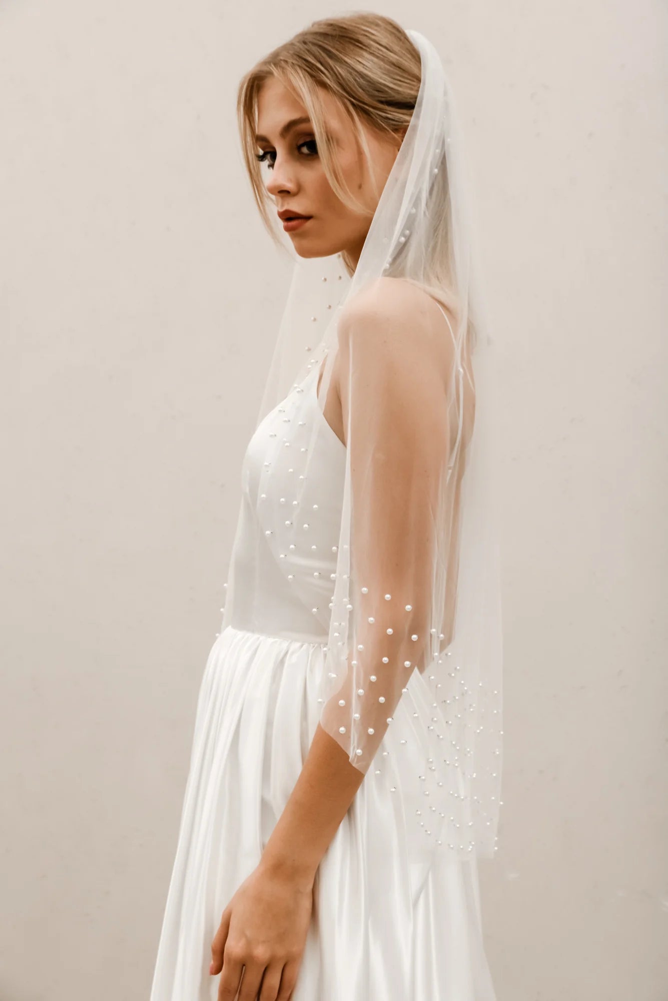 Pearl Border Wedding VeilCBB Market