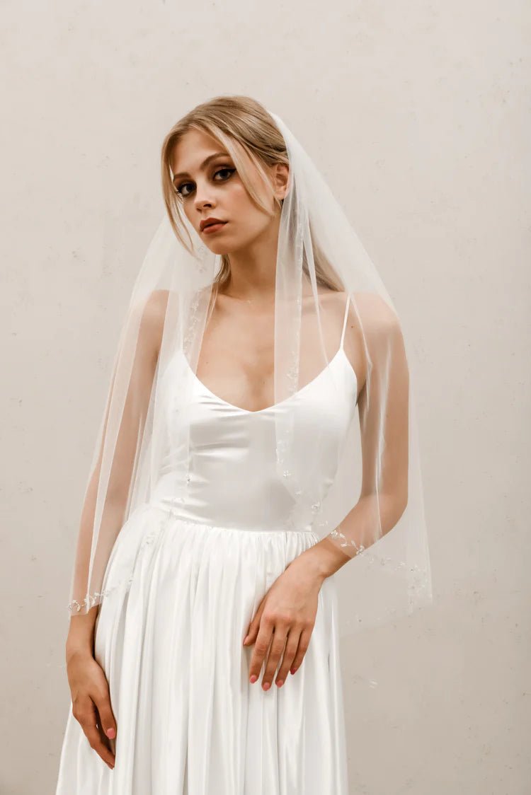 V003 Floral Beaded Edge Wedding VeilCBB Market