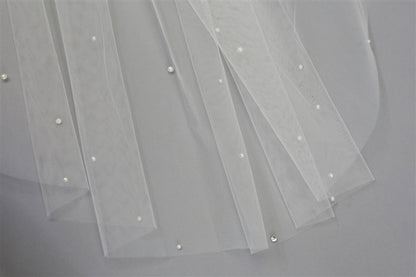 Knee Length 2-Row Pearl Bridal veil with Blusher