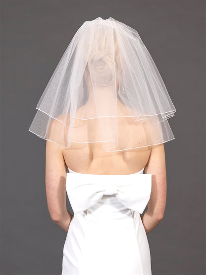Short Two Tier Pencil Edge Shoulder Length Bridal Veil - Wholesale Flyaway Veil 15.5"/18"