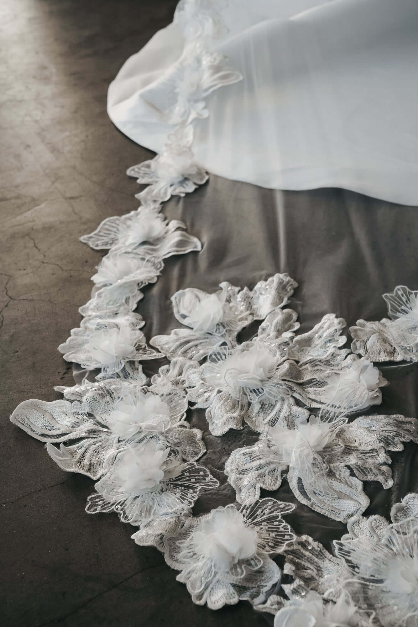3D flowers Bridal Veil CBBV040bridal veil,heirloom bridal company,v040,wedding veilCBB Market