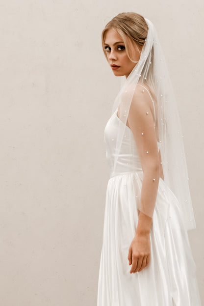 Pearl Veil Wedding AccessoryEnglish netting,ivory veil,pearl veil,scattered pearls,wedding accessories,wedding veilCBB Market