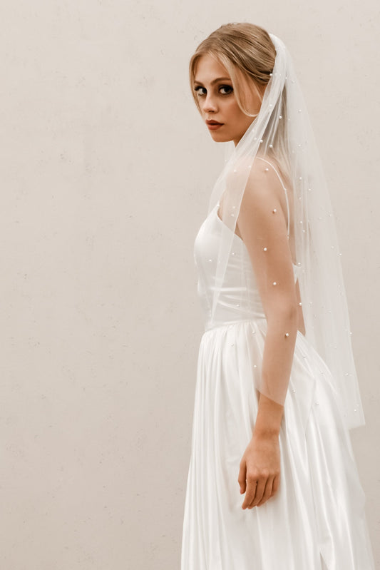Pearl Veil Wedding AccessoryEnglish netting,ivory veil,pearl veil,scattered pearls,wedding accessories,wedding veilCBB Market