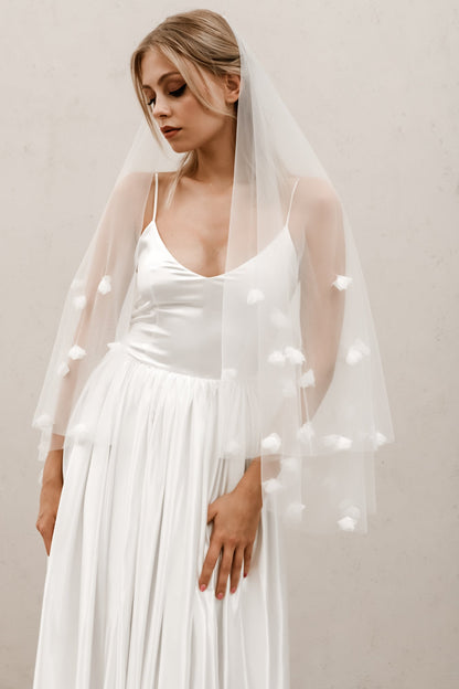 Floral Veil V007 Off Whitebridal veil,floral veil,heirloom bridal company,off white veil,wedding veilCBB Market